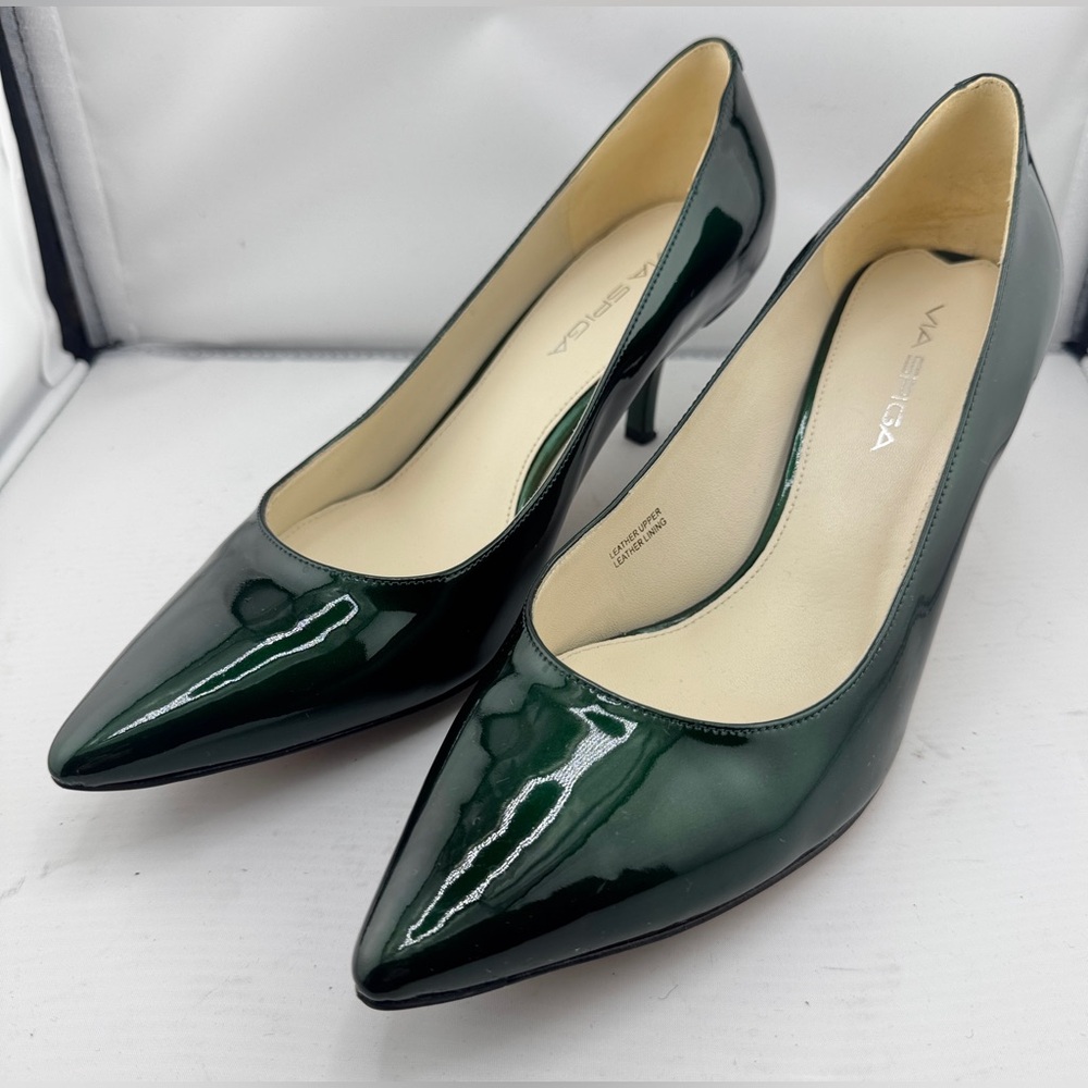 Via Spiga Dark Green Patent Leather Heels - Picture 2 of 5
